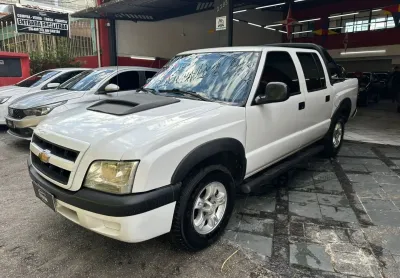 S-10 4x4 cd colina diesel 2.8 mec, potência, durabilidade e conforto em uma caminhonete