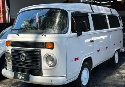 Kombi básica lotação – perfeita pra quem busca espaço, resistência e praticidade no dia a dia!