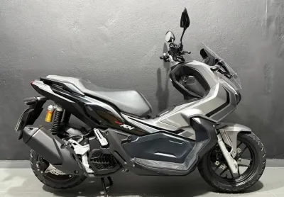 Honda adv 150 abs