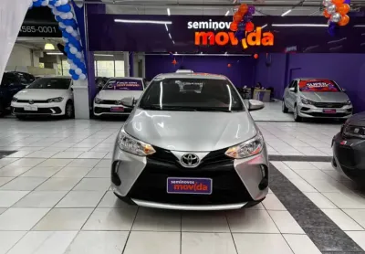 Toyota yaris yaris 1.5 xl plus connect cvt