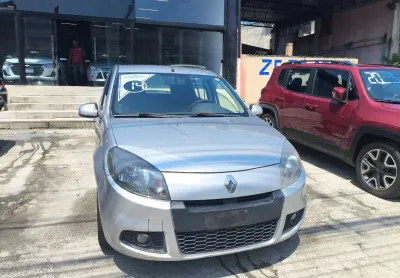Sandero expression 1.0 carro muito novo 