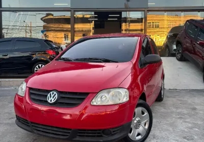 Fox 1.0 completo carro novo 