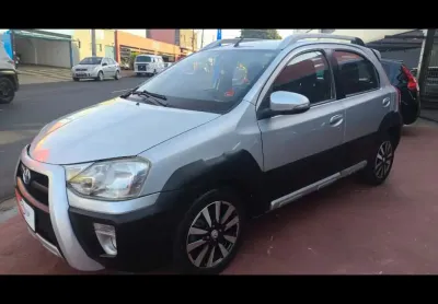 Toyota etios cross 1.5 16v flex 4p manual