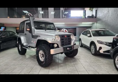 T-4 4x4 3.0 tb int. cap. rígida diesel