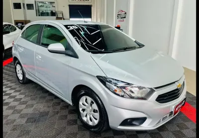 Chevrolet onix joy 2020