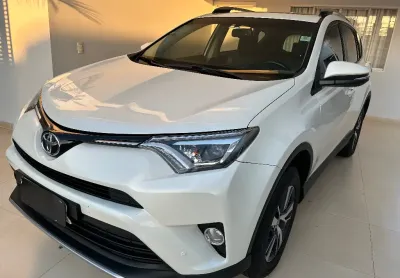 Rav4 autom 2.0 ano 2018 novíssima 