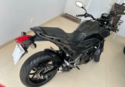 Honda nc 750x ano 2015