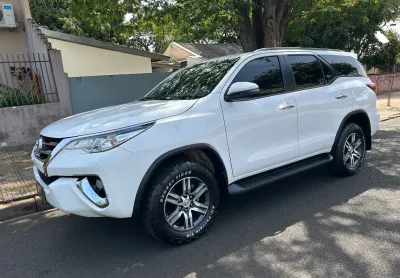 Hilux sw4 srv flex 7 lug 2019