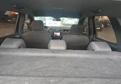 Vendo duster icônic 1.6 preta, completa em tudo e tudo funcionando! 