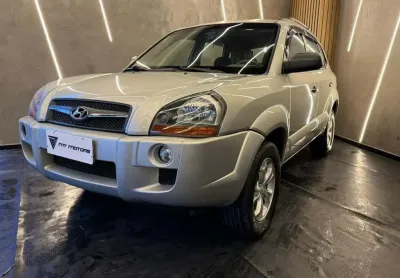 Hyundai tucson gl 4x2-at 2.0 16v 4p 2012