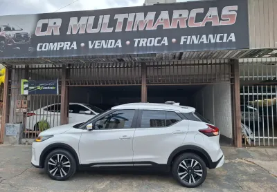 Vende se uma nissan kicks 1.6 