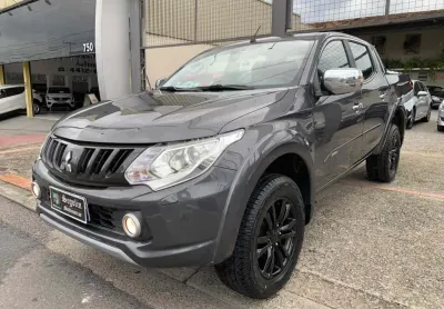 Mitsubishi L200 triton 2018 2.4 16v turbo diesel sport hpe top cd 4p 4x4 automático
