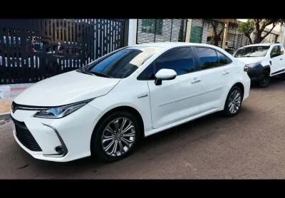 Toyota corolla altis hv 2022