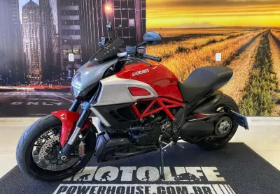 Ducati diavel 2011