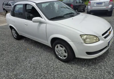 Corsa classic 1.0 2015 em bom estado bem a baixo da fip 