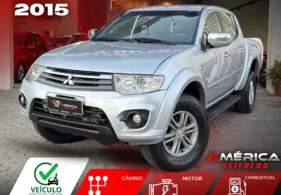 L200 Triton - HPE 4x4 diesel - Automático