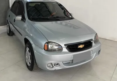 Chevrolet corsa classic 1.0 ano 2010 prata