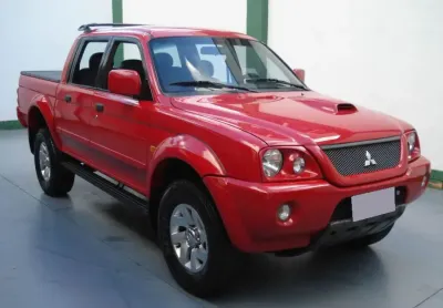 Mitsubishi l200 sport em perfeito estado