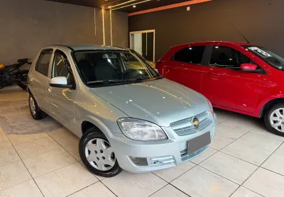 Celta life 1.0 2007 prata