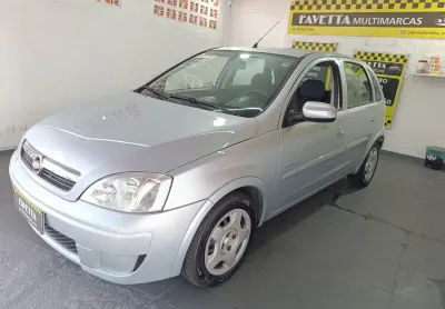 Veículo com laudo cautelar 100% aprovado, todo revisado, veículo tem de série, direção hidráulica, v