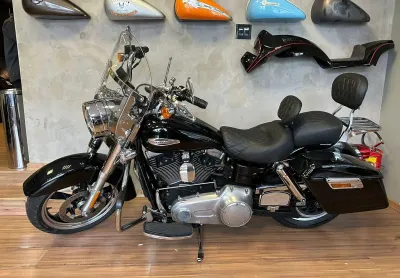 Harley-davidson switch dyna revisada route66  estagio 2 henn pneus  zero impecável