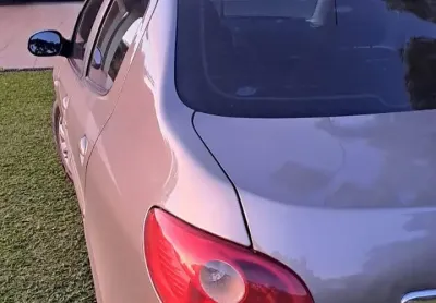 Veículo de procedência.
segundo dono.
lateria impecável. 