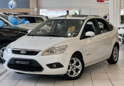 Ford focus titanium 2.0 16v 2013