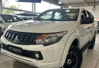 Mitsubishi l-200 triton sport gl 2.4 tb diesel 4x4 manual 2023