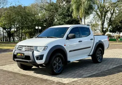 Mitsubishi l200 triton 2.4 hls - branca - 2016/2017