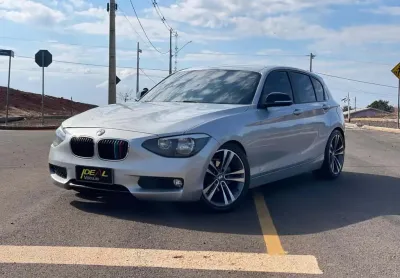 Bmw 116ia 1.6 turbo - prata - 2013/2014