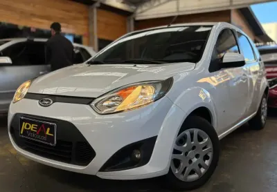 Ford fiesta 1.6  - branca - 2013/2014