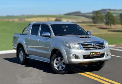 Toyota hilux cd srv d4-d 4x4 3.0 tdi diesel aut  - prata - 2011/2012