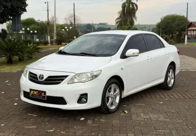 Toyota corolla xei 2.0 flex - branca - 2013/2014