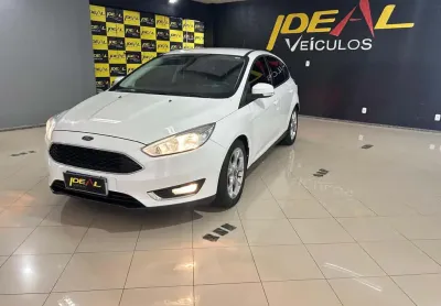 Ford focus se 2.0 - branca - 2018/2019