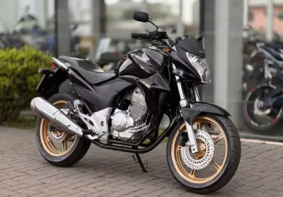 Honda cb 300 r - preta - 2013/2013