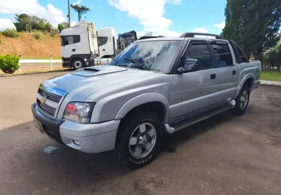 Chevrolet s-10 pick-up executive d cd - prata - 2010/2011
