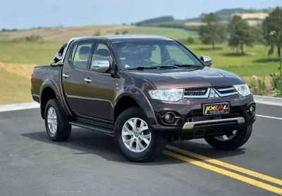 Mitsubishi l200 triton hls 2.4 flex 16v cd mec.  - marrom - 2015/2016