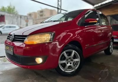 Volkswagen fox vw/fox 1.6 highline gii  total flex 8v 5p - vermelha - 2013/2014
