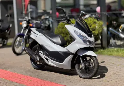 Honda pcx 150 dlx - branca - 2016/2016