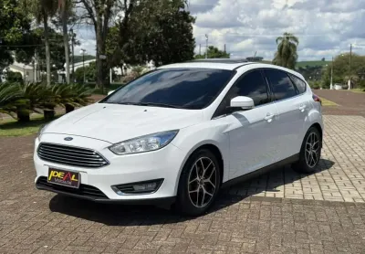 Ford focus titanium plus 2.0  - branca - 2017/2018