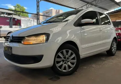 Volkswagen Fox 1.0 Mi  - Branca - 2012/2013