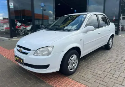 Chevrolet classic ls - branca - 2013/2013