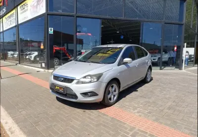 Ford focus ghia - prata - 2009/2009