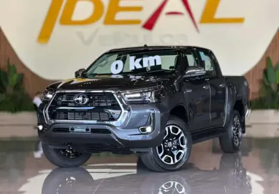 Toyota Hilux SRX 4x4 2.8 - Cinza - 2025/2025