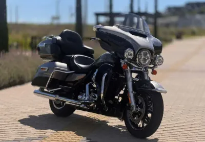 Harley davidson electra glide ultra limited flhtk - prata - 2015/2016