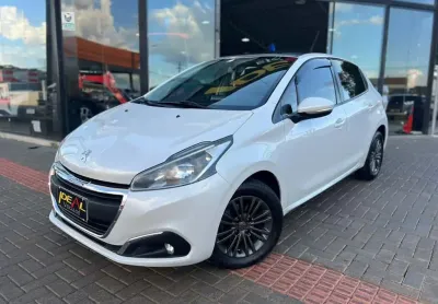 Peugeot 208 Allure - Branca - 2017/2017