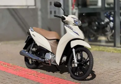 Honda biz 125 - - branca - 2023/2024