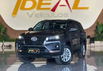 Toyota hilux sw4 sw4 srv 2.7  - cinza - 2021/2021