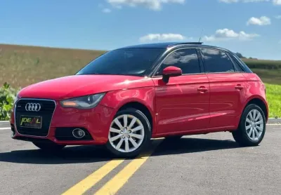 Audi A1 SportBack 1.4 TFSI - Vermelha - 2012/2013