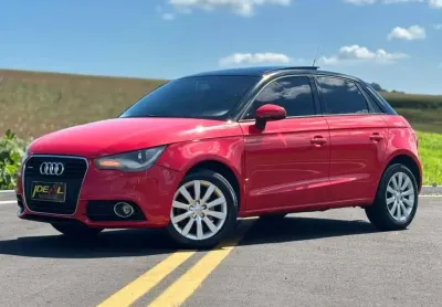 Audi A1 SportBack 1.4 TFSI  - Vermelha - 2012/2013